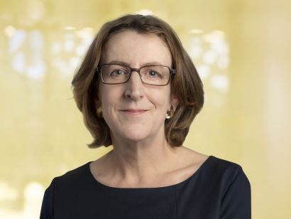 Alison Henwood Headshot.jpg